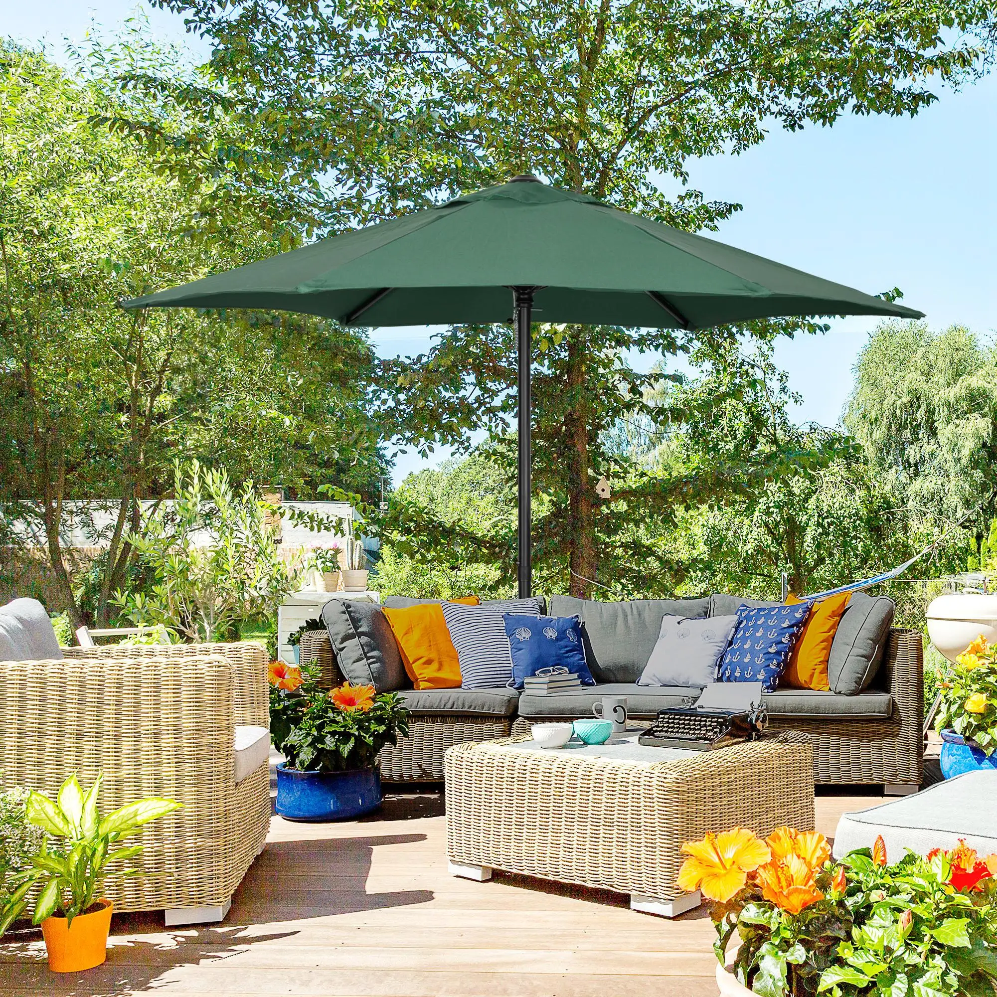 Sombrilla de terraza de 196 cm con poste de aluminio, toldo de poliéster impermeable con ventilación, parasol verde para jardín y patio.
