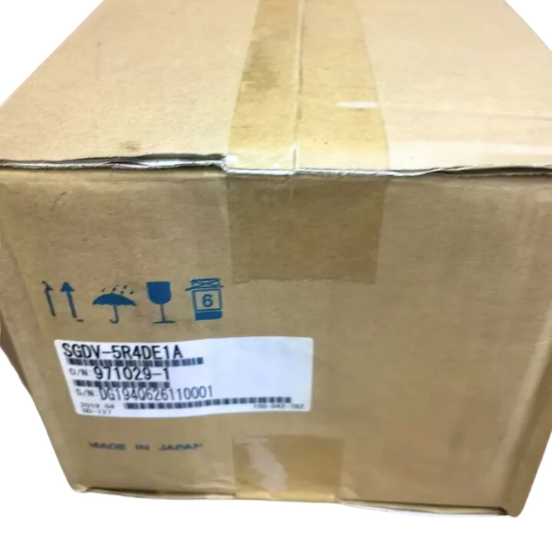 

Brand New Yaskawa SGDV-5R4DE1A Servo Drive 1 Year Warranty