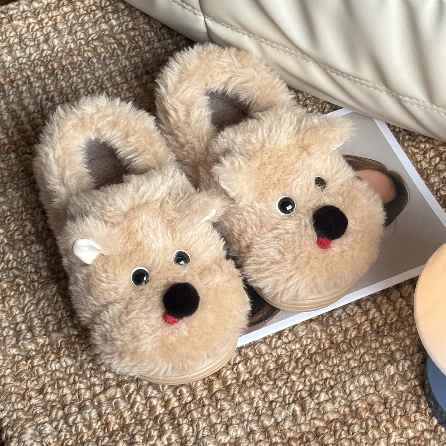 

Funny Cartoon Slippers Cotton Slippers for Women Winter Home Use Warm Fleece Slippers for Men Outdoor Wear Non-Slip Home Use