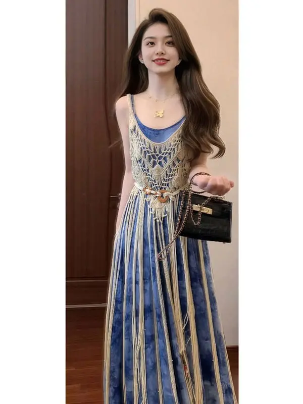 

Elegant Minimalist Style Two-Piece Set Long Slimming Dress with Strap Unique Beautiful Waist-Cinching Summer Fashion for Women