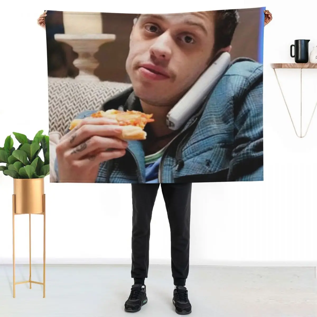 pete davidson pizza Throw Blanket Soft Beds Plush Sofa Throw cosplay anime for babies Luxury Designer Blankets