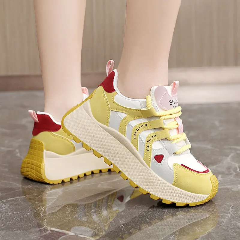 2026 Autumn New Color Blocked Sports Shoes Korean Edition Thick Bottom Round Head Height Raising Casual Breathable Women's Shoes