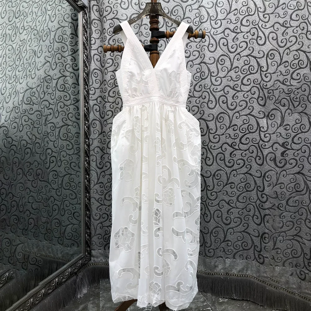 

Sexy V-Neck Long Dress 2026 Summer Designer Fashion Lady Flower Embroidery Pocket Patchwork Sleeveless Long White Dress Club