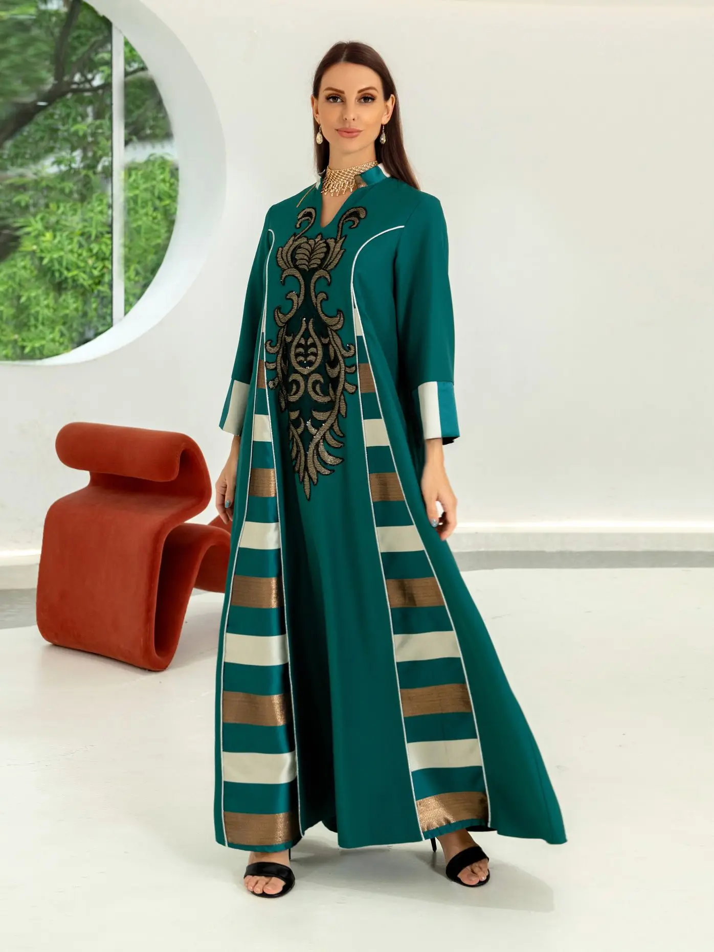 Fashion Sequined Beading Islam Muslim Dress Embroidery Caftan Dresses Women Djellaba Robe Longue Vetement Musulmane Femme Wy25