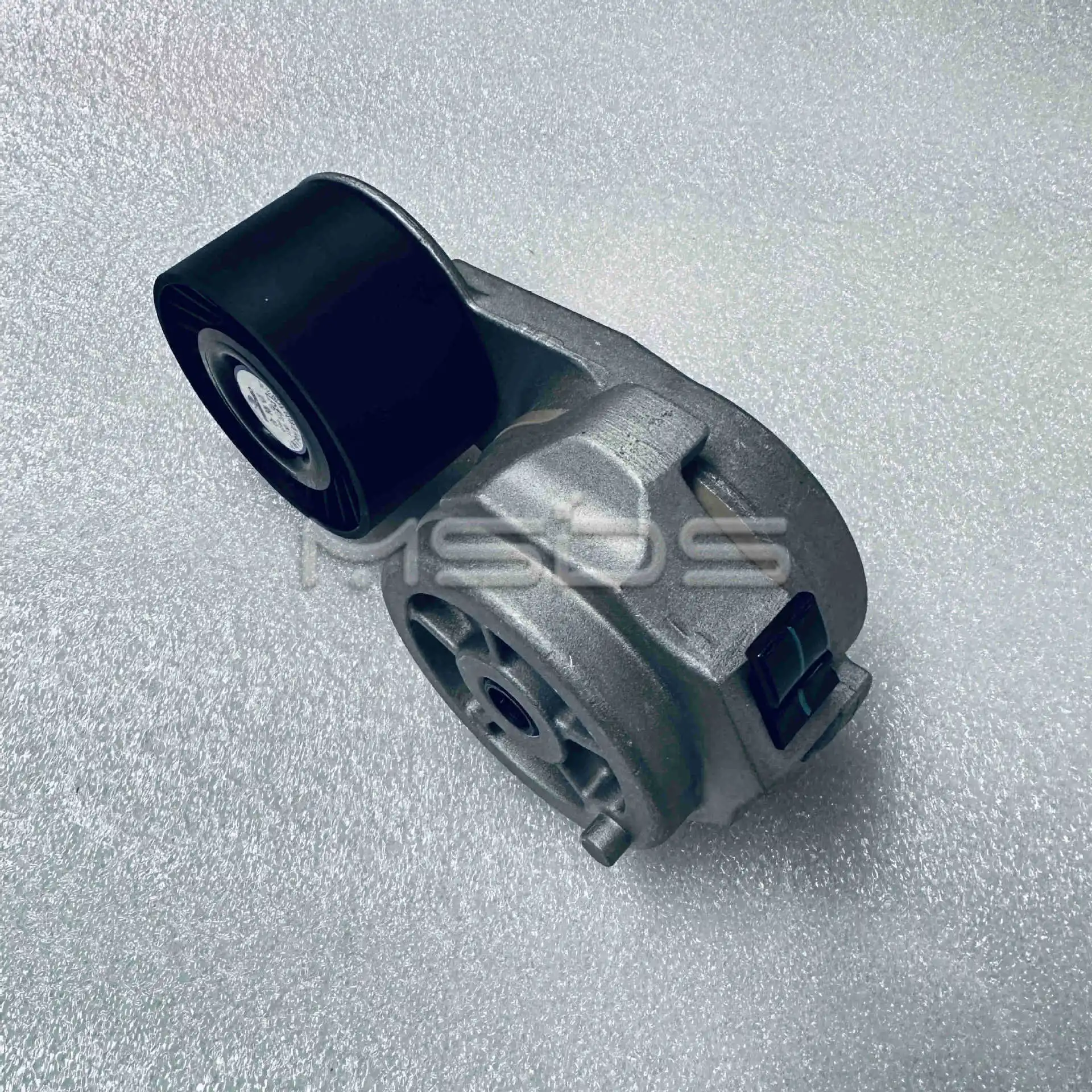 Foton Cummins F3.8 motorriemspanner 5287021   spanner 5267127   spannermontage