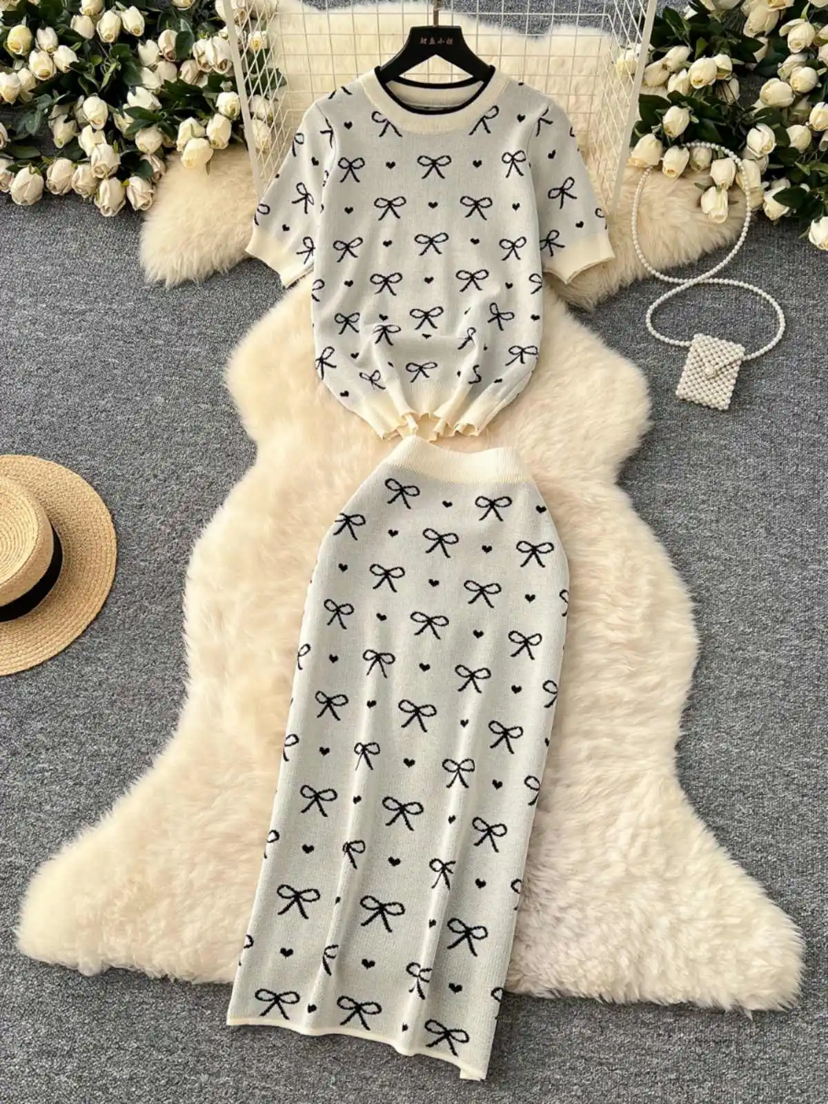 

Summer Women Knitted Two Piece Set Simple O-Neck Bow Print Pullovers+High Waist Wrap Hip Long Skirt Lady Suit