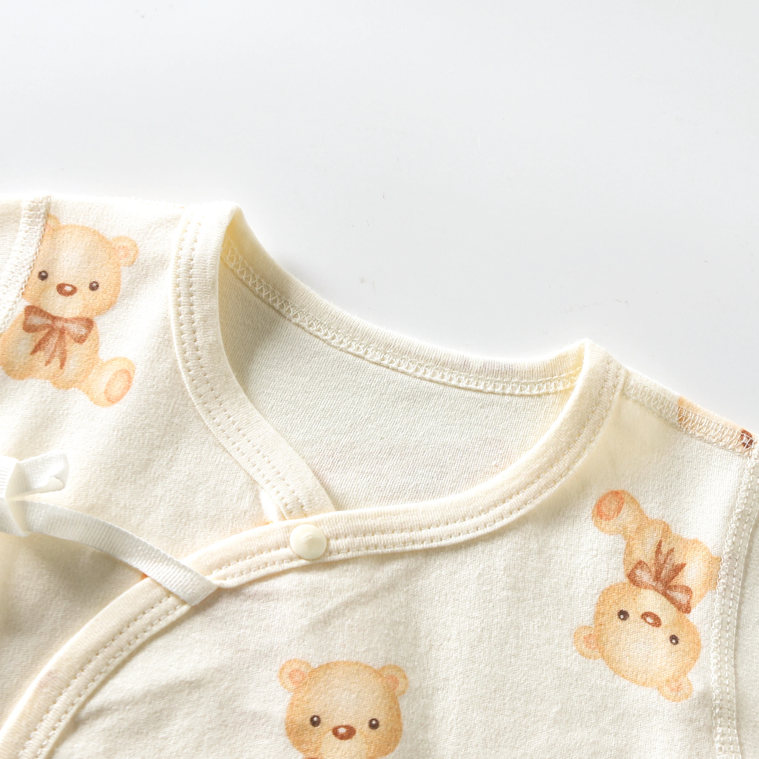 Newborn Baby Two-Piece Set Pure Cotton Children's Autumn Clothes and Pants, Newborn Monk-Style Full-Month Outfit, All-Season Sleepwear, Seamless