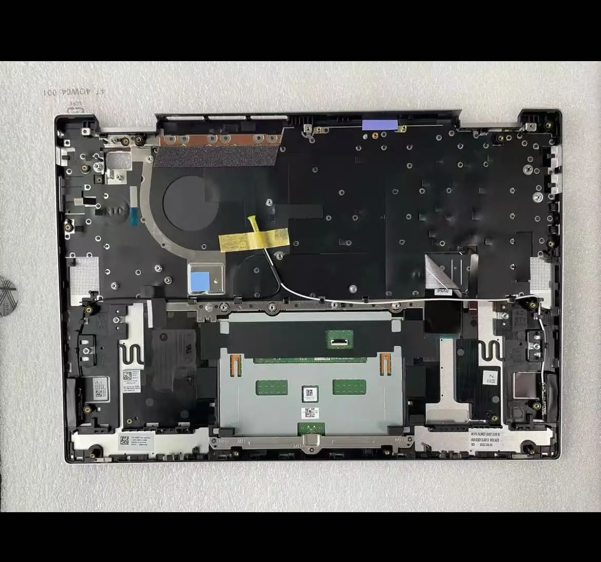 Brand new original FOR Dell Inspiron 16Plus 7620 2-in-1 C-shell keyboard assembly with backlit silver