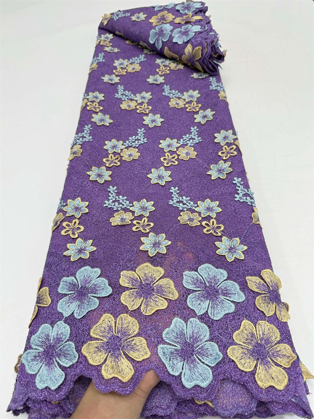 

Swiss Voile Lace Fabric with 3D Flower Applique And Stones Super Quality African Wedding Dress Lace Sewing Material