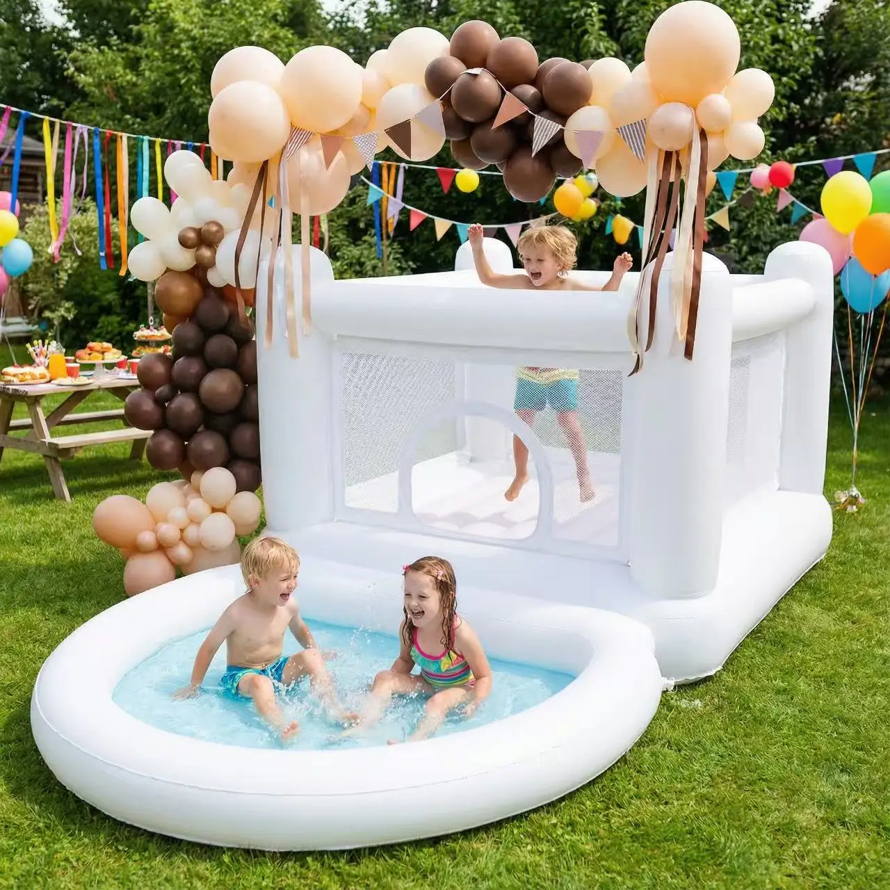 Wit springhuis met pomp Kinderballenbak Springhuis voor kinderen 3-6 Verjaardag Binnen of buiten Speelhuis Maatwerk