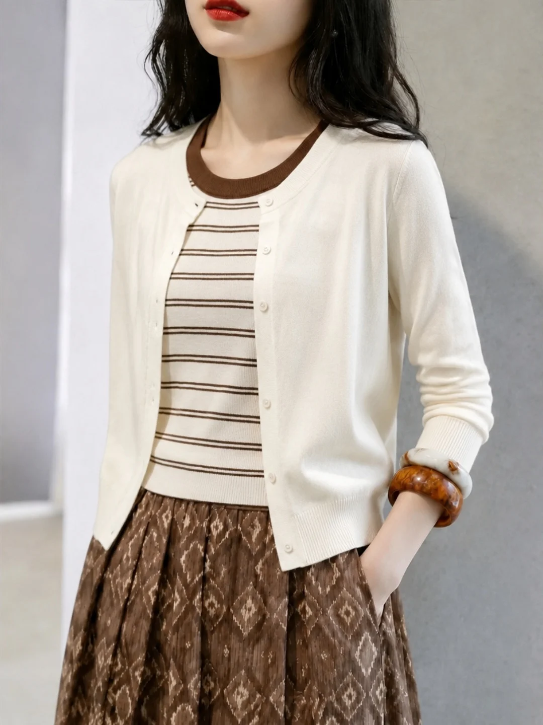 Fashionable Long Sleeve Knitwear Women's Commute Versatile Design Korean Style Autumn New Arrival Soft Striped Fake Two-Piece...