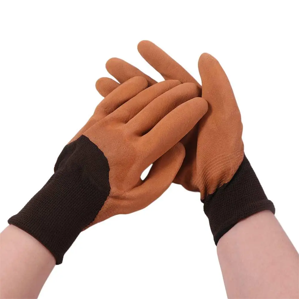 

4Pairs Latex Material Gardening Gloves Permeable Fabric Protective Layer Permeable Gloves Prick-proof Design Comfortable