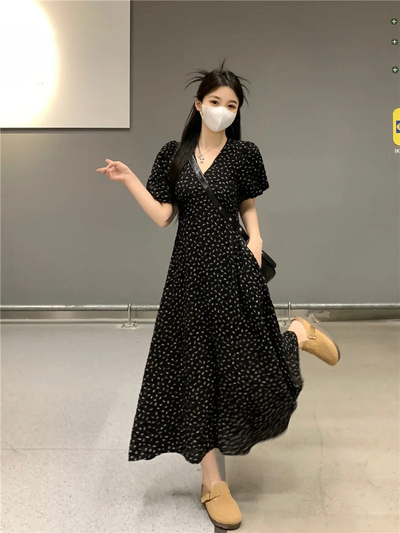 Plus size Fat Mm2024 Summer Women New Skirts French sle Temperament V-neck Floral Dress Slimming Age-Reducing A- line Skirt