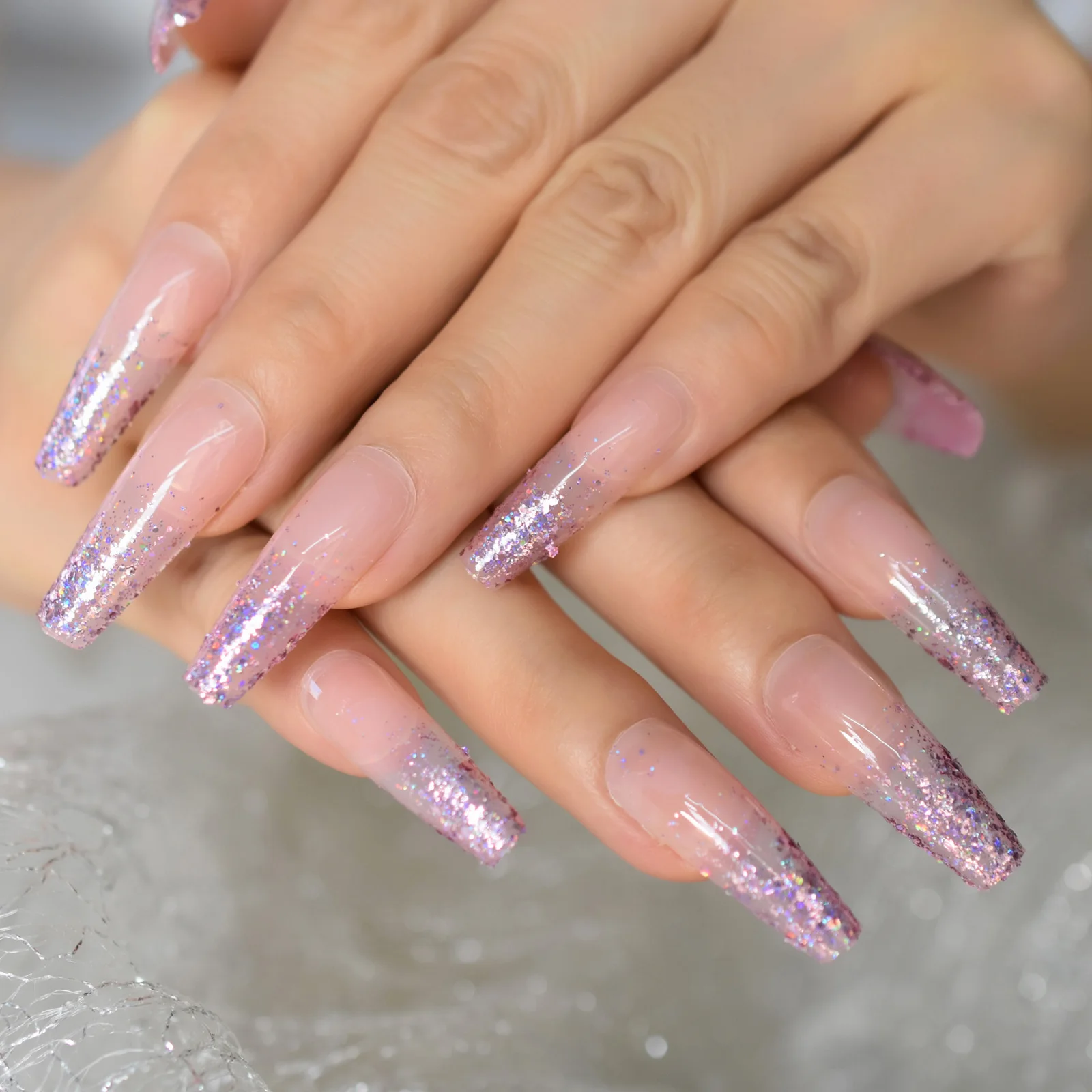 Punte per unghie a bara extra lunghe Premere su glitter acrilici Top Nail Pink Glitter Lucido Fresca manicure di lusso a casa da indossare ogni giorno