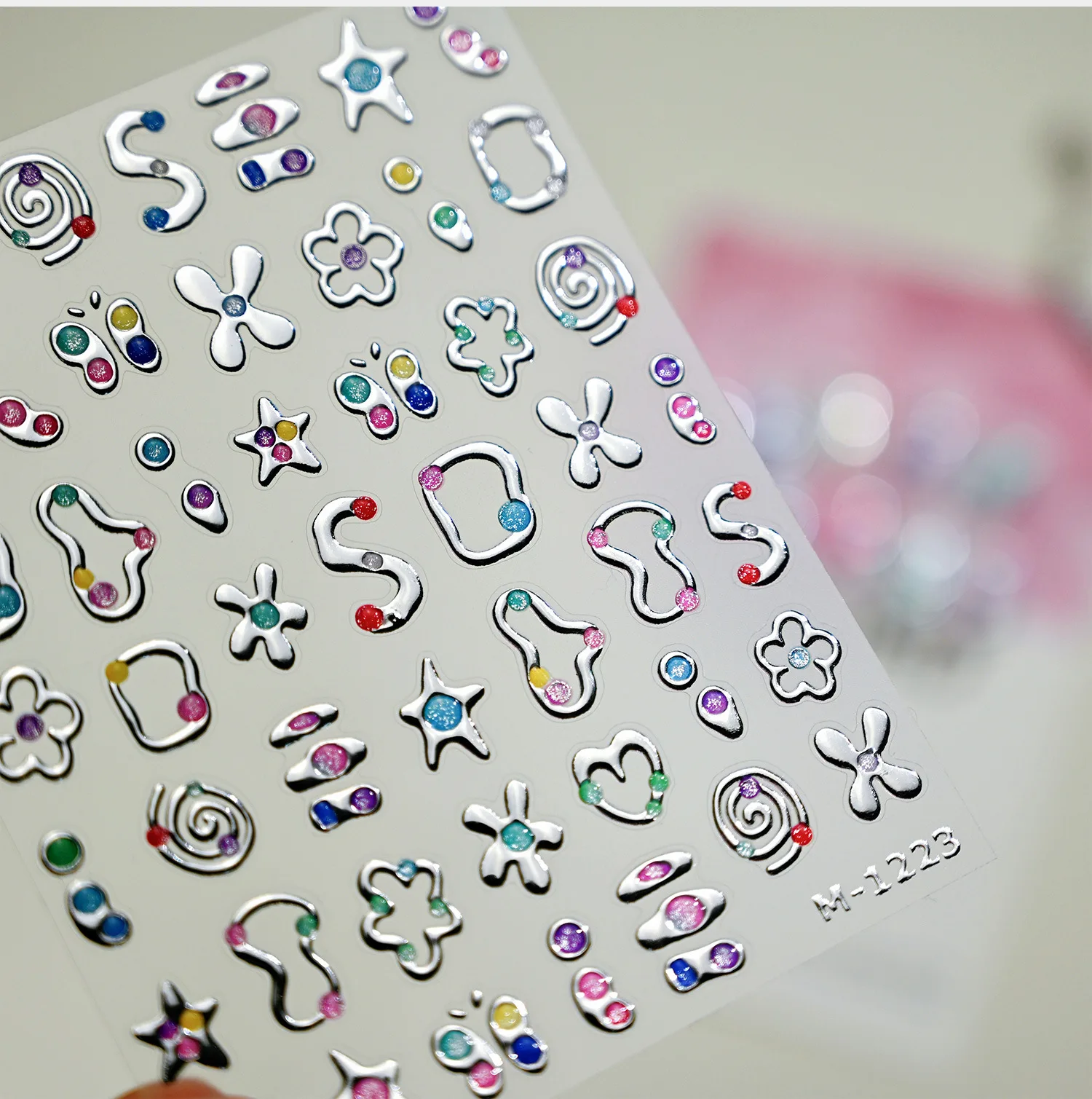 パンクシルバーメタルラインスターフラワーラブハートカラフルな蝶ネイルアートステッカーホラーハロウィンデコレーションマニキュアデカール