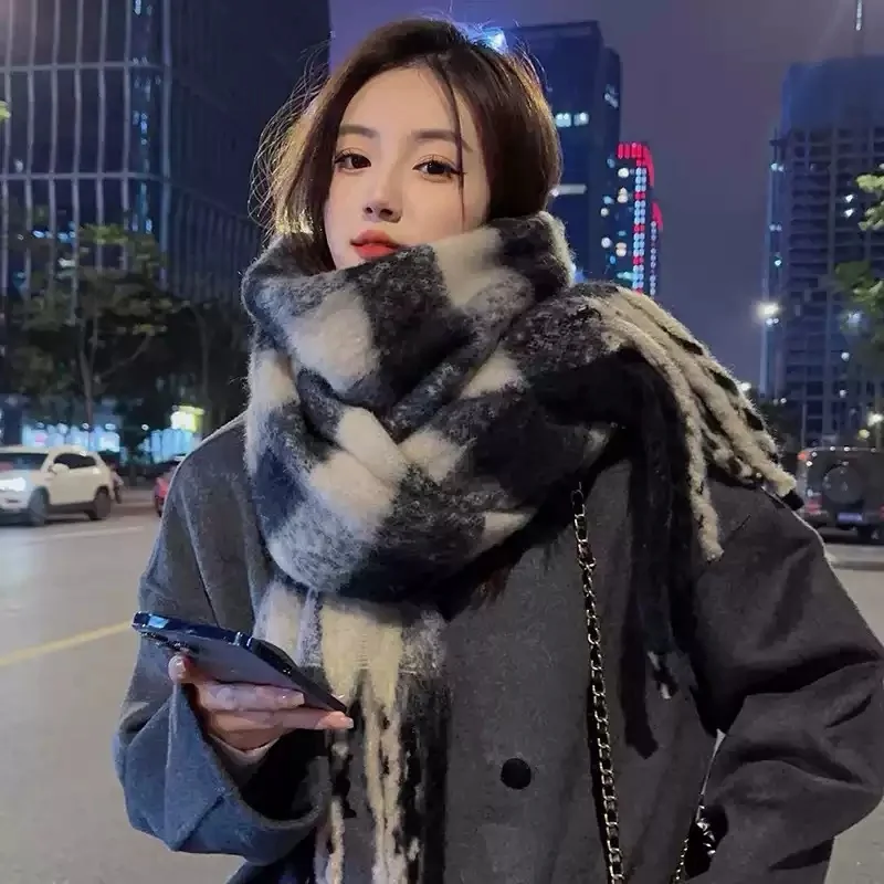 Women's scarf, high-end look, new winter style, plaid faux cashmere shawl