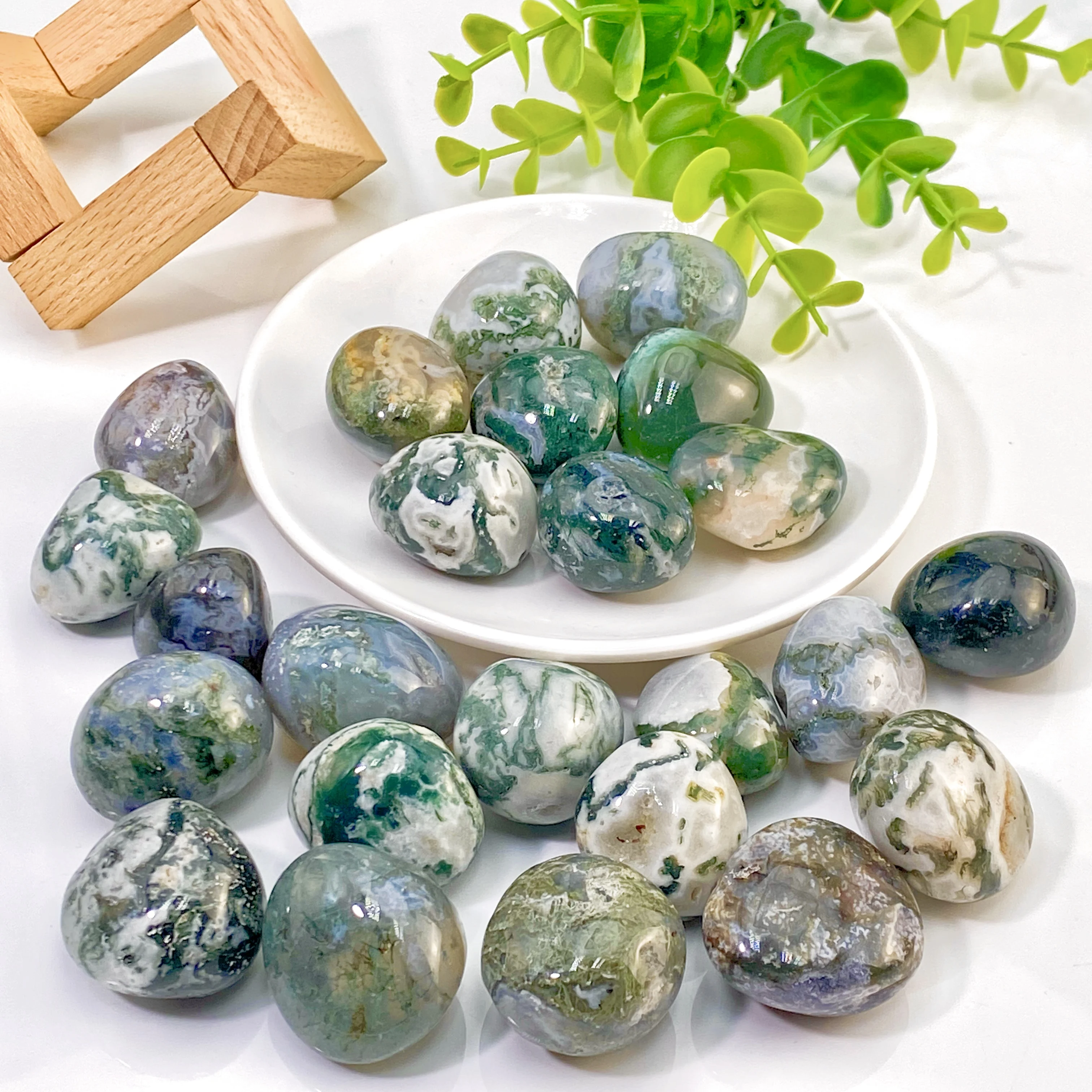 Ágata de musgo de cristal Natural, espécimen Mineral de pulido Irregular, curación de Reiki, piedra caída, decoración del hogar para acuario