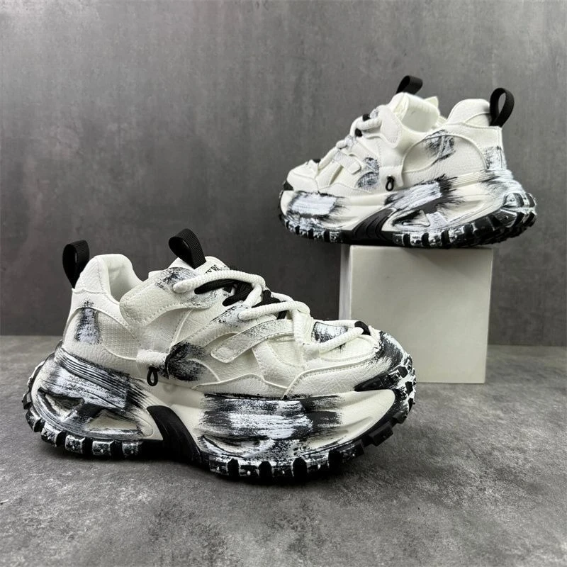 2026 Summer Men Washed Vintage Dad Shoes Ultra Soft Bouncy Thick Sole Platform Casual Sneakers