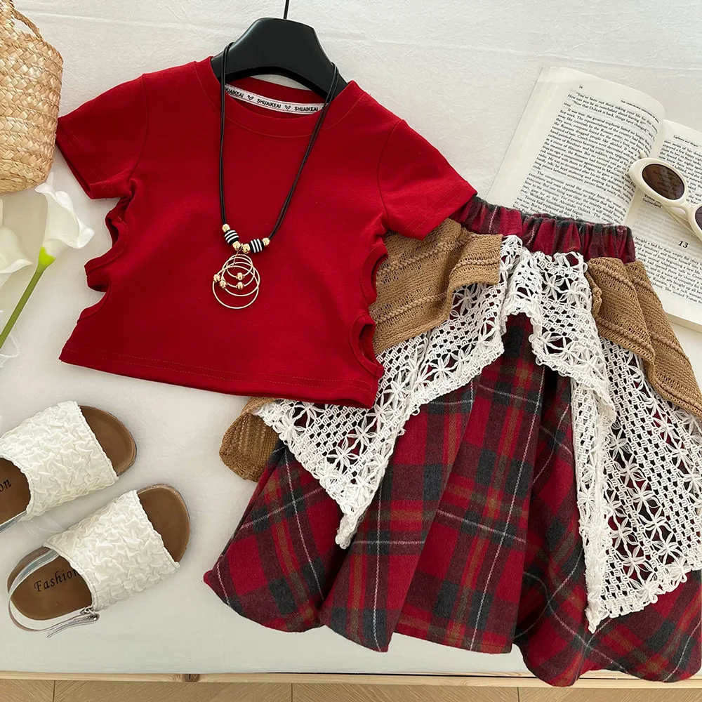 

Girls plaid skirt set 2025 summer new Korean version short-sleeved ripped irregular plaid skirt two-piece set