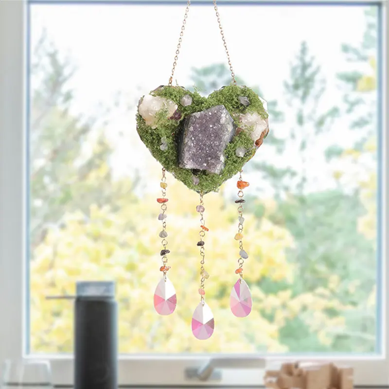 

Handicraft Gemstone Natural Stones Amethyst Artificial Moss Green Heart Shape Sun Catcher Crystals Hanging Outdoor Indoor Decor