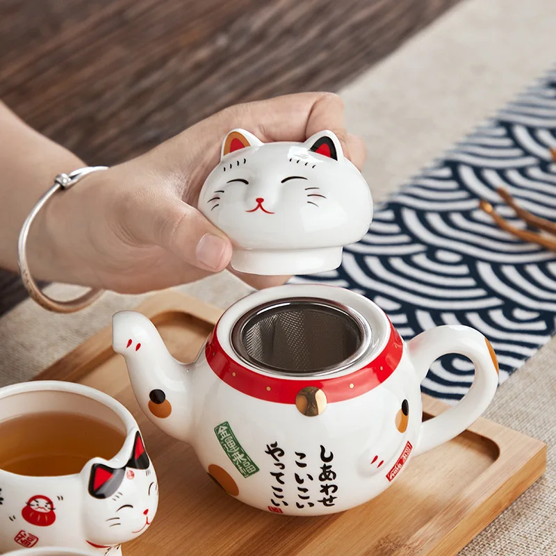 1 Set Maneki Neko Lucky Cat Ceramic Teaware 1 Teapot and 2 Tea Cups Gift Box Porcelain Tea Kettle With Strainer