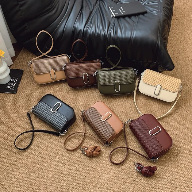 

Stylish Ladies Hand Bags Made Of Faux Leather Featuring Trendy Argentina Vintage Lightweight Soft Daily Look​