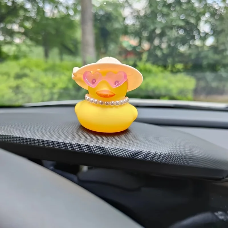 1PC Cute Yellow Duck with Pink Glasses Bicycle Decoration, Car Decoration, Novice Driver Gift, Festival Gift