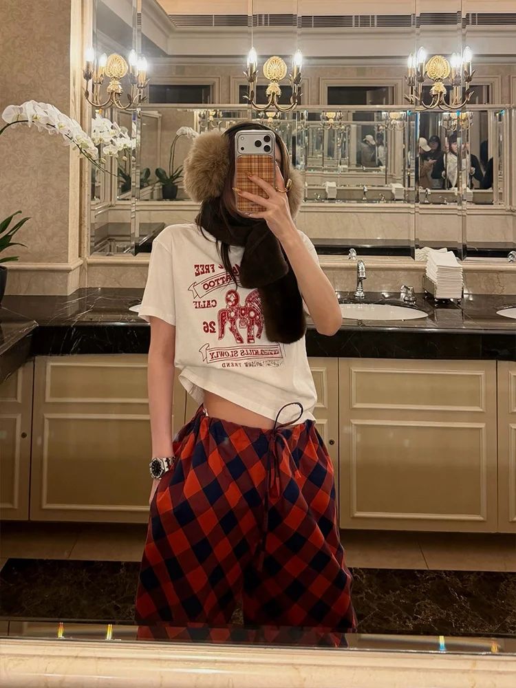 

MSKIN6 Новая весенняя футболка с коротким рукавом для празднования Нового года, женская, с красным принтом, свободного кроя, универсальная, хлопковая.