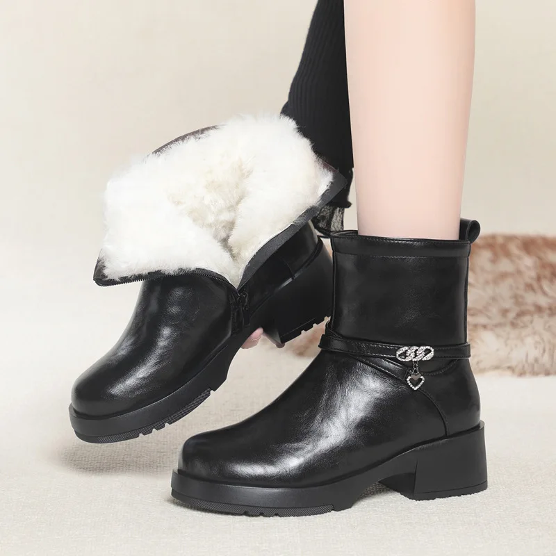

CICIYANG Women's Wool Snow Boots 2025 New Non-slip Sole Large Size Female Winter Boots British Style Genuine Leather Ankle Boots