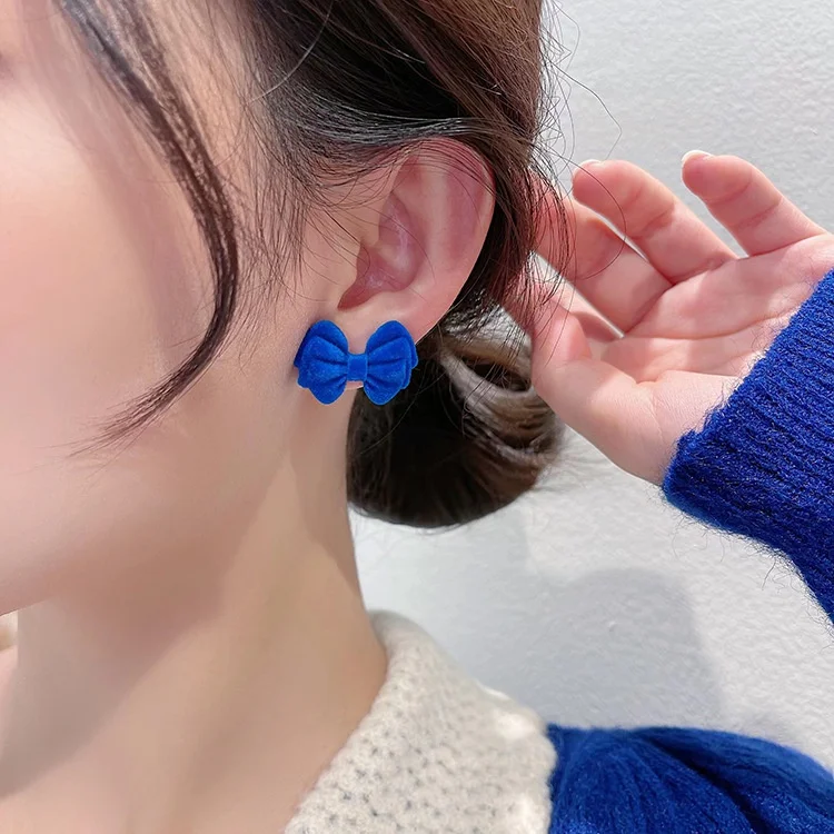 Korean New Trendy Personality Simple Blue Flannel Velvet Bow Knot Stud Earring for Women Girl Cute Ear Stud Party Jewelry Gifts