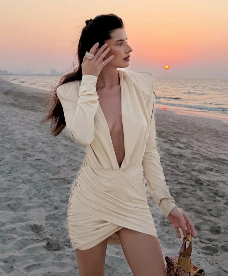 Diepe V-hals Jurk Dames Sexy Schouder Gewatteerde Ruches Elegante Klassieke Effen Perzik Hip Stretch Skinny Office Bodycon