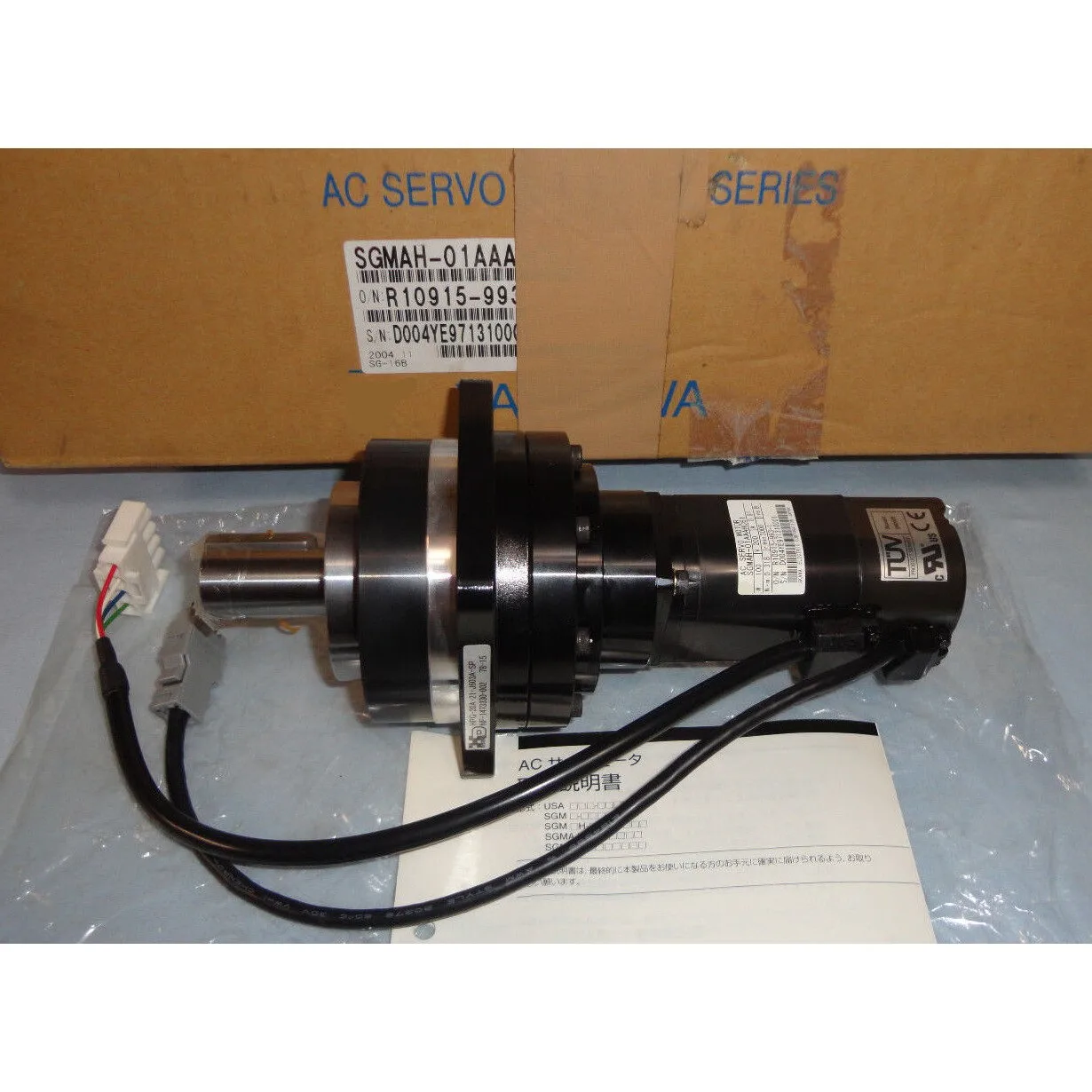 SERVO MOTOR New In-Box SGMAH-01AAAHC61 Ac Servo Motor Electrical Equipment with Expedited Shipping