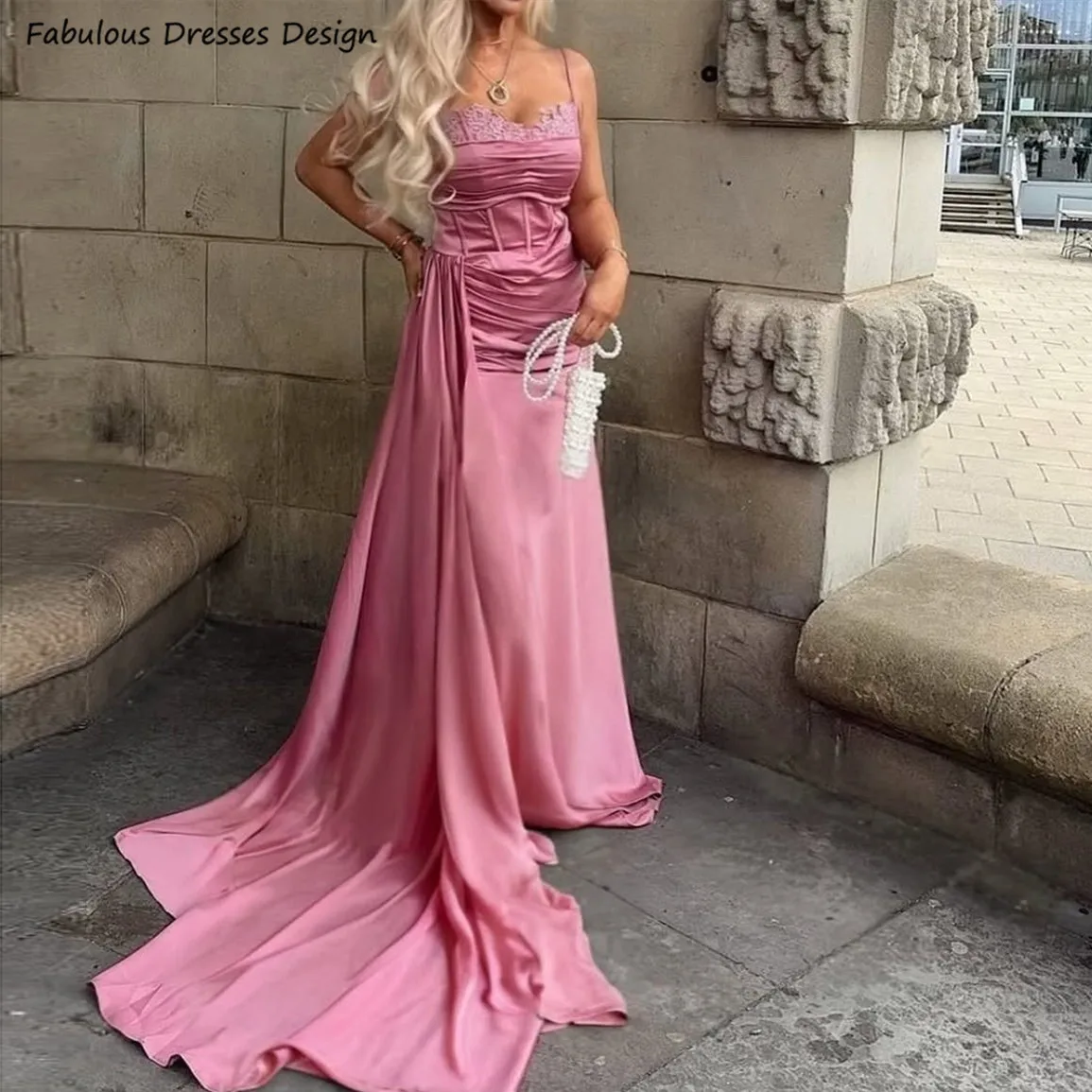

Applique Lace Sweetheart Neck Bridesmaid Dresses High Slit Streamer Long Mermaid Wedding Party Dress Spaghetti Straps Prom Gown