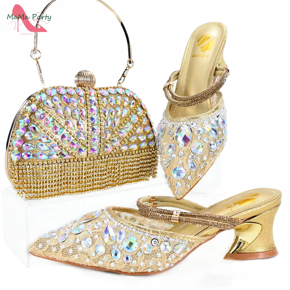 

2024 Mature Italian Women Shoes and Bag Set in Gold Color Special New Design INS Hot Sale Mid Heels for Wedding Dress