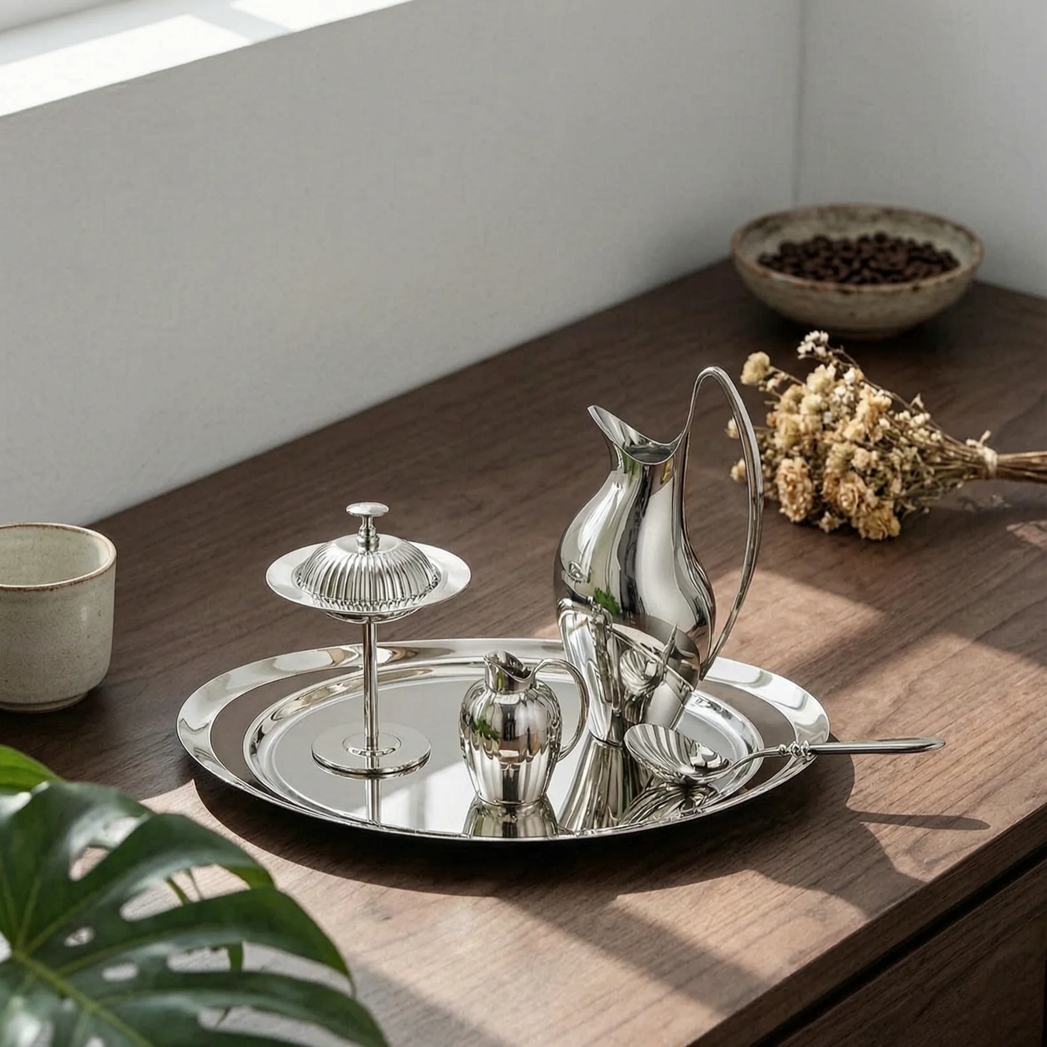 Oval Serving Tray Mirror Polished Stainless Steel Tray Oval Serving Platter Sleek Hotel-Style for Hosts, Dining Table, Parties