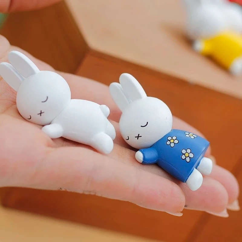 Limited Edition StylesMiffyse Action Figures Cute Colorful Climbing Rabbits Animal Figurine Kids Toy Desktop Ornament