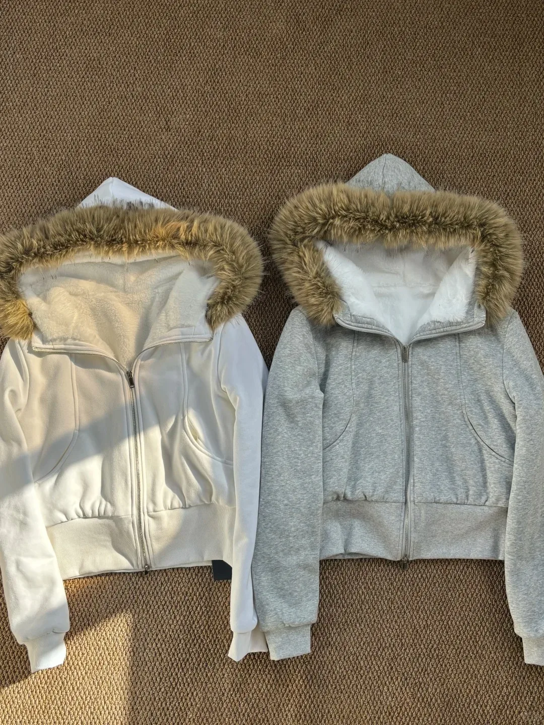 Abrigo con capucha de felpa con forro polar para mujer, Tops cortos con cuello de piel cálido de algodón y bolsillo ajustado, cárdigan elegante de estilo pijo dulce, sudaderas