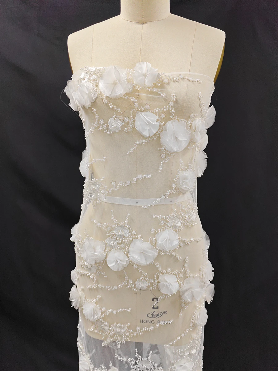 Nuevo tela blanca tridimensional con bordado de cuentas de boda, tela cosida de diseñador de encaje para vestido de novia