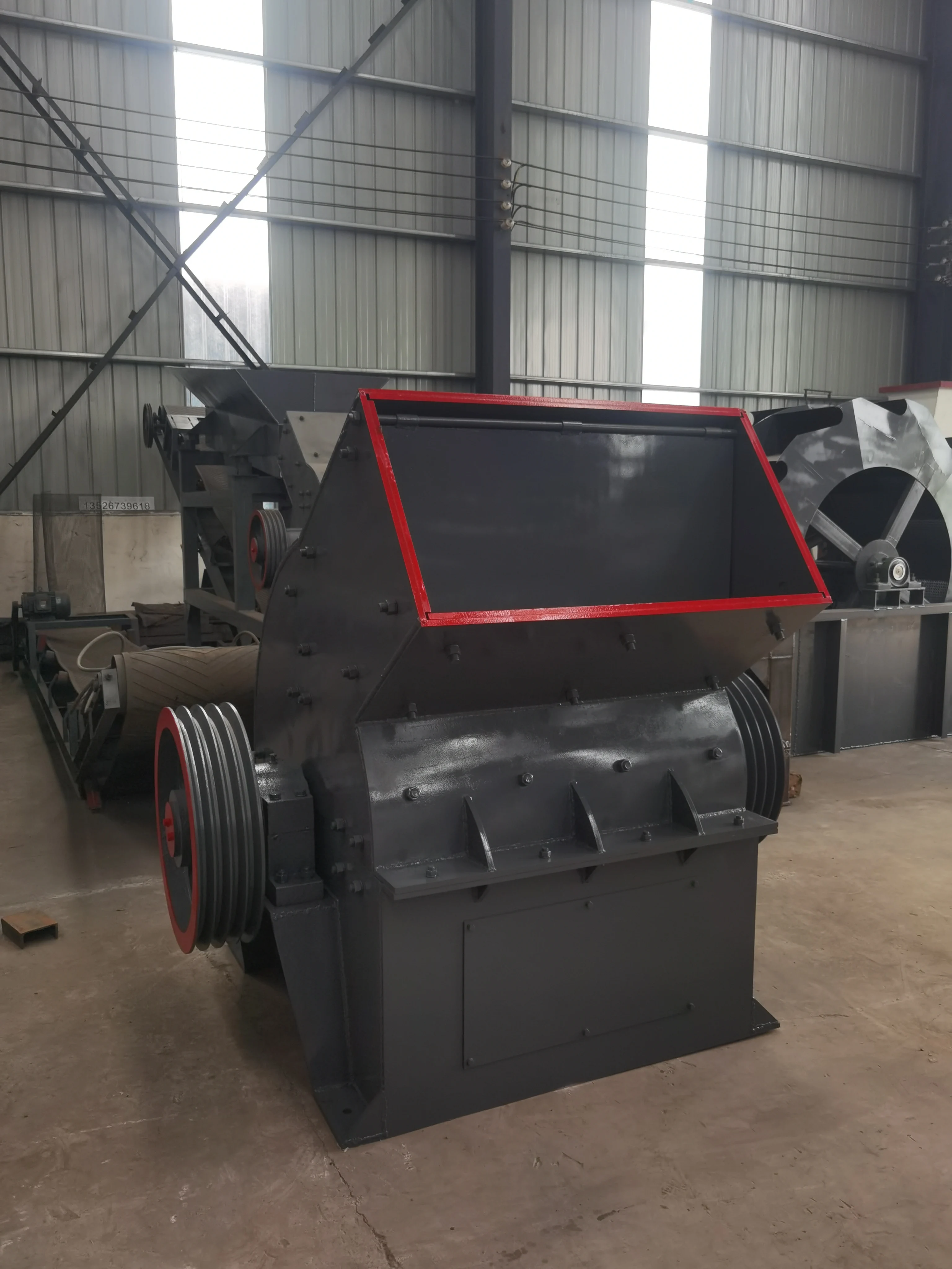 Portable Hammer Crusher for Recycling Concrete/brick/demolition Debris