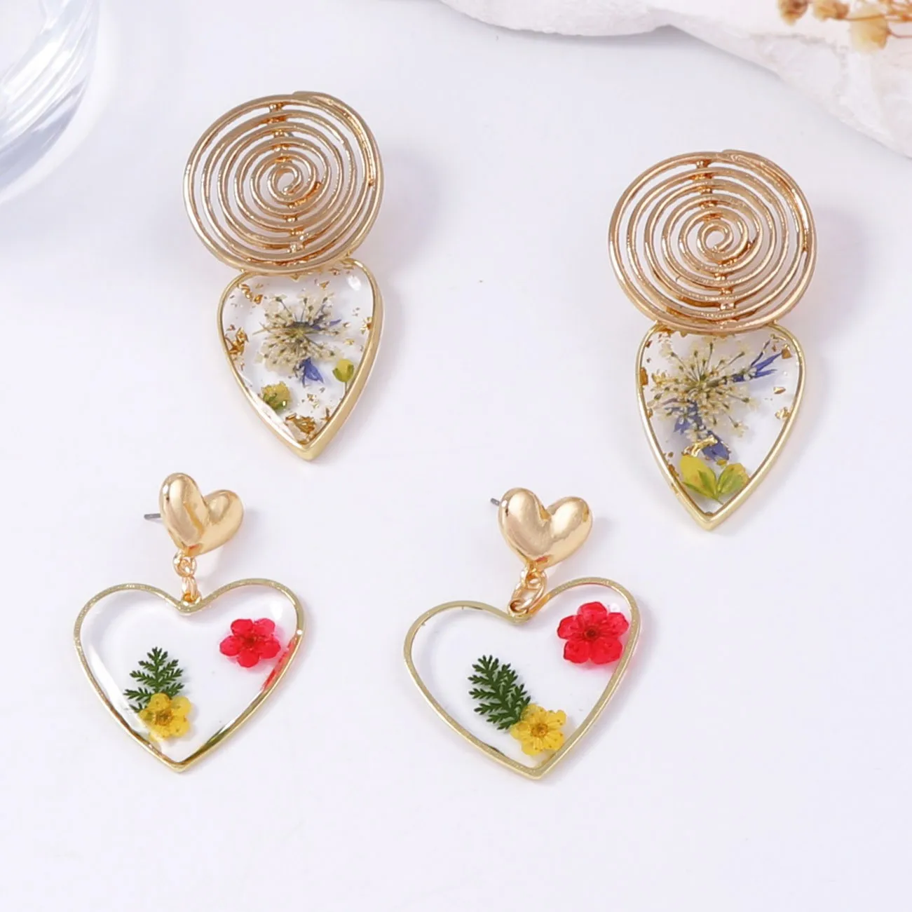 Creative Mori love flower earrings transparent camellia dried flower earrings design sense ins earrings