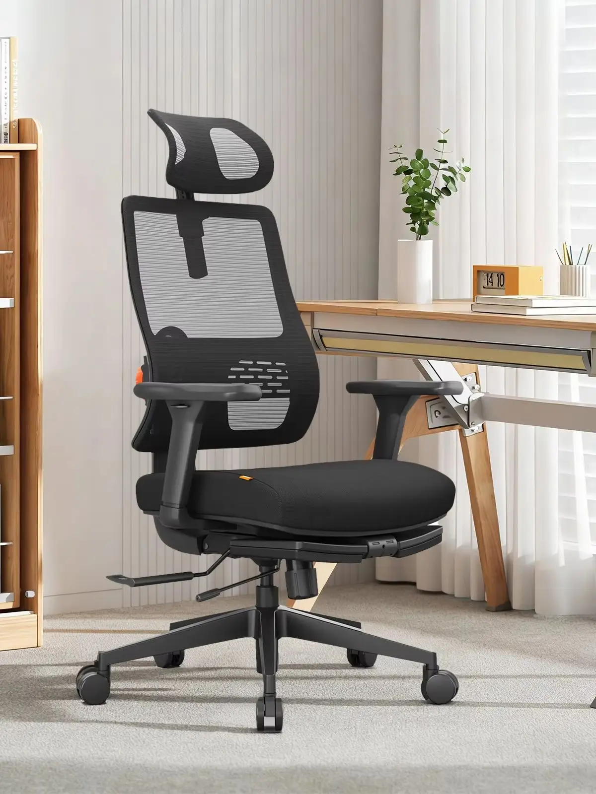 Neuer, ergonomischer Bürostuhl „MAGICH-BP“ mit Netzrückenlehne und adaptiver Lendenwirbelstütze, Gaming-Stuhl mit verstellbarer Fußstütze, Armlehnen und Kopfstütze, drehbarer Schreibtischstuhl.