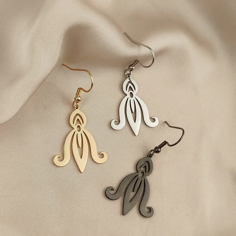 

Stainless Steel Octopus Dangle Earrings For Women Squid Pattern Pendant Earrings Gold Plated Sea Animal Creative Ear Jewelry