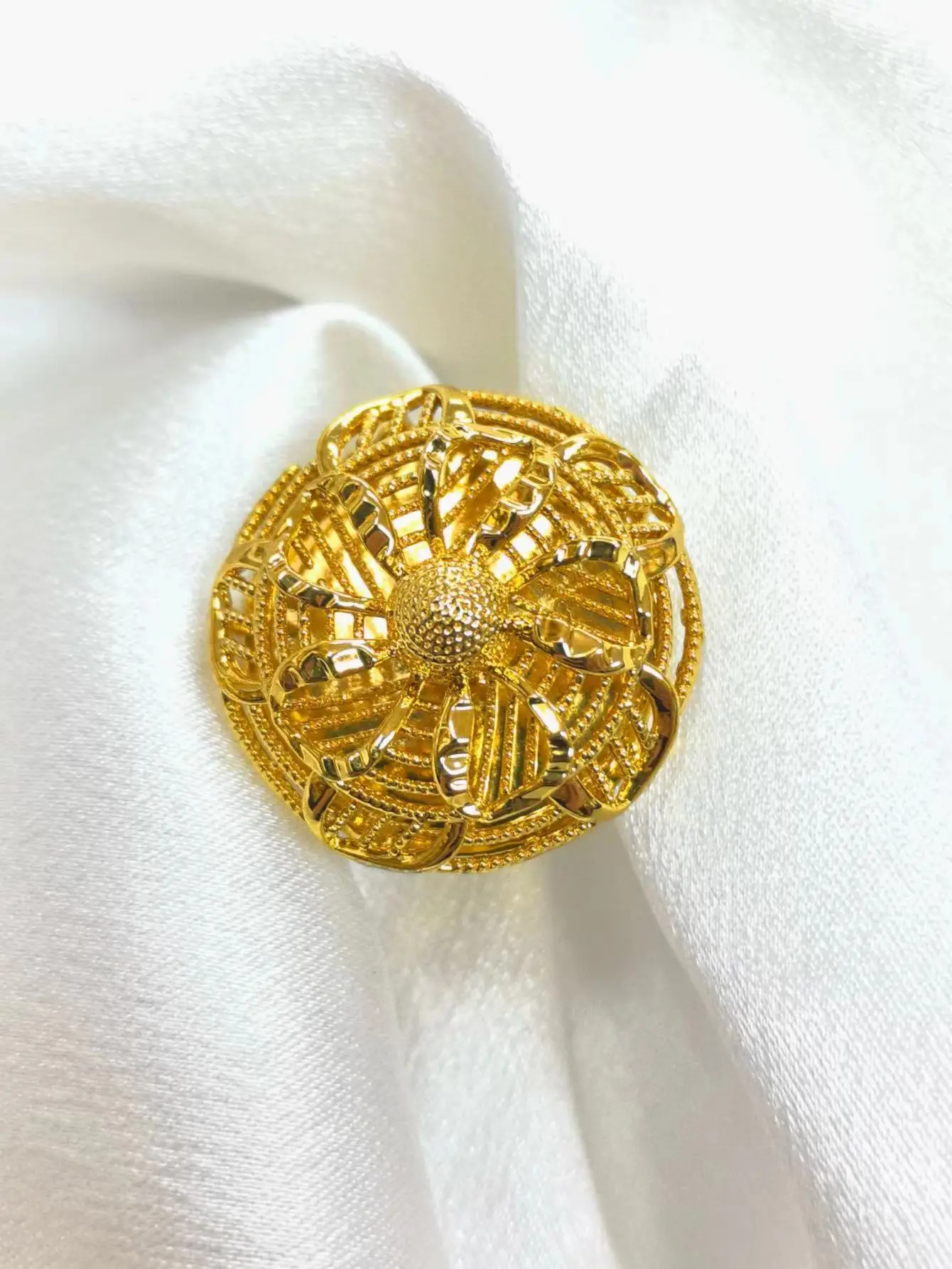 GOOD Dubai Golden Ring Brazilian Women 24K Gold Plated Wedding Bride Arabic Ethiopian Big Nigerian Jewellery Moroccan Resizabl