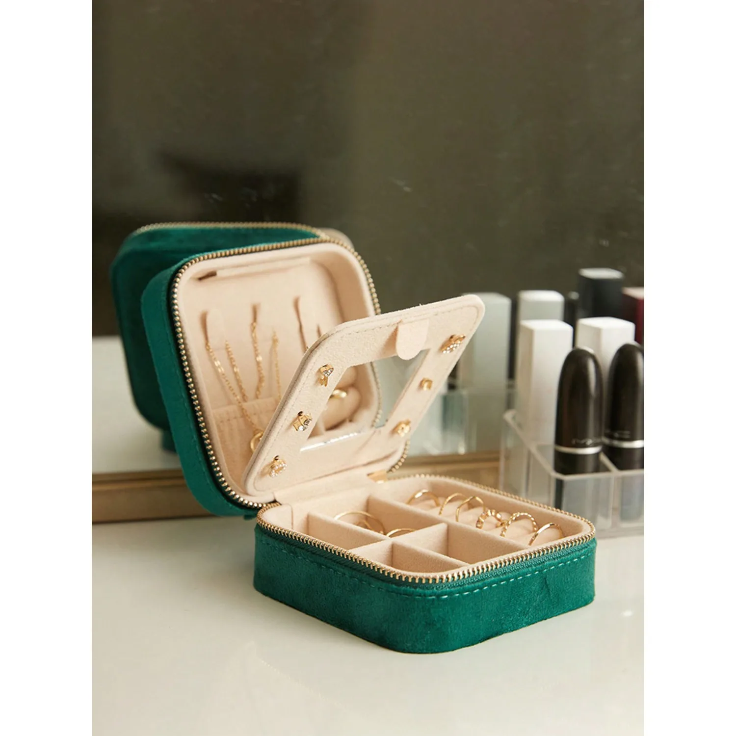 

Portable Velvet Jewelry Box With Mirror, Storage Case For Necklace, Ring, Earrings, Travel Friendly Zipper Square Jewelry Organi