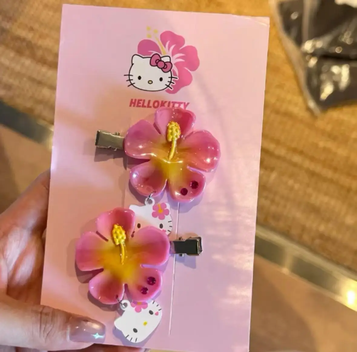 Kawaii Sanrio Hello Kitty Flower Hair Clips Set Pink Hibiscus Hair Pins Sweet Summer Hair Accessories for Women Girls view 6