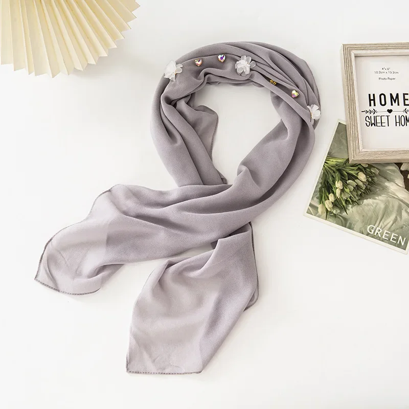 Nuova Perla Chiffon Tre Fiore di Resina Sciarpa Quadrata Donne Musulmane Hijab Turbante Scialle Avvolgere Foulard Bandane Fascia Fazzoletto 90 CM