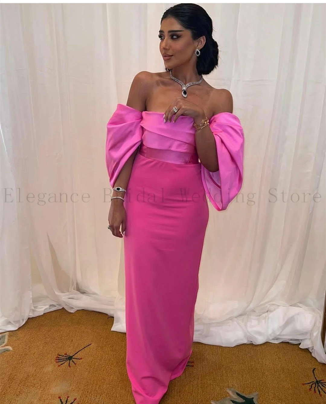 

Saudi Style Fuchsia Satin Prom Dresses with Puffy Sleeve Boat Neck Sheath Celebrity Gala Dress for Women Backless فساتين السهرة