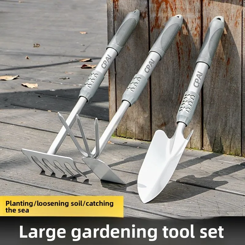 Gardening Silver Sh…