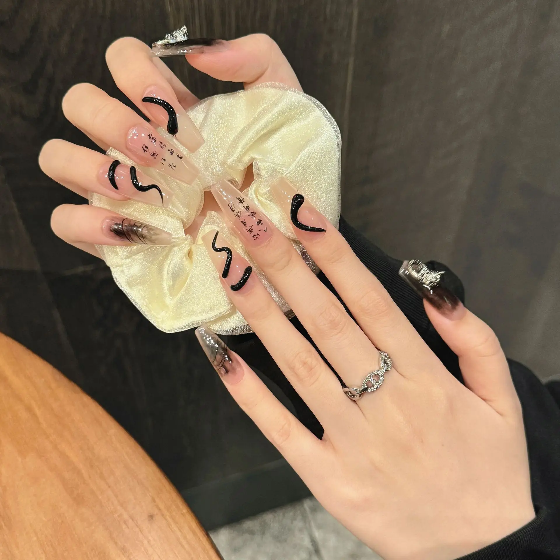 10pcs Smudging Black Handmade Fake Nails 3D Snake Y2k Punk Style Press On Nails Mid-length New Chinese Style Wearable False Nail