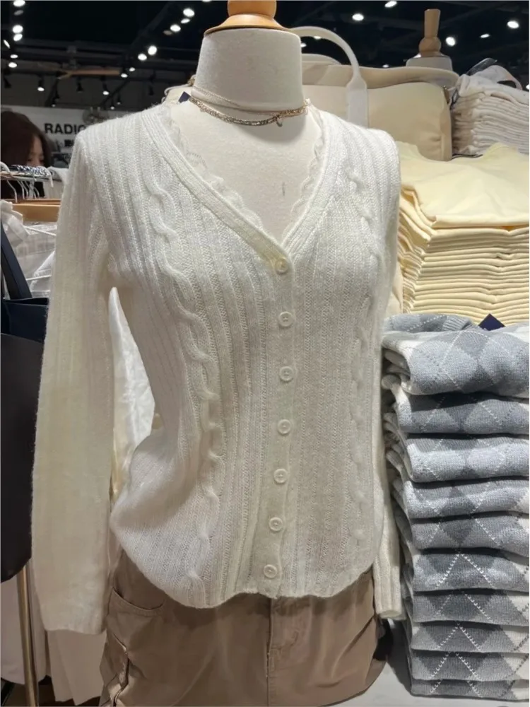 

Свитер-кардиган с кружевной отделкой и узором «витой цветок», женский, осенний, новый, из хлопка, сексуальный, с V-образным вырезом, облегающий, укороченный, повседневный, винтажный, шикарный, в стиле Y2K